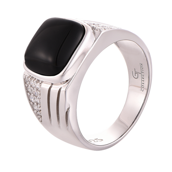 Sterling silver men's ring with black onyx stone